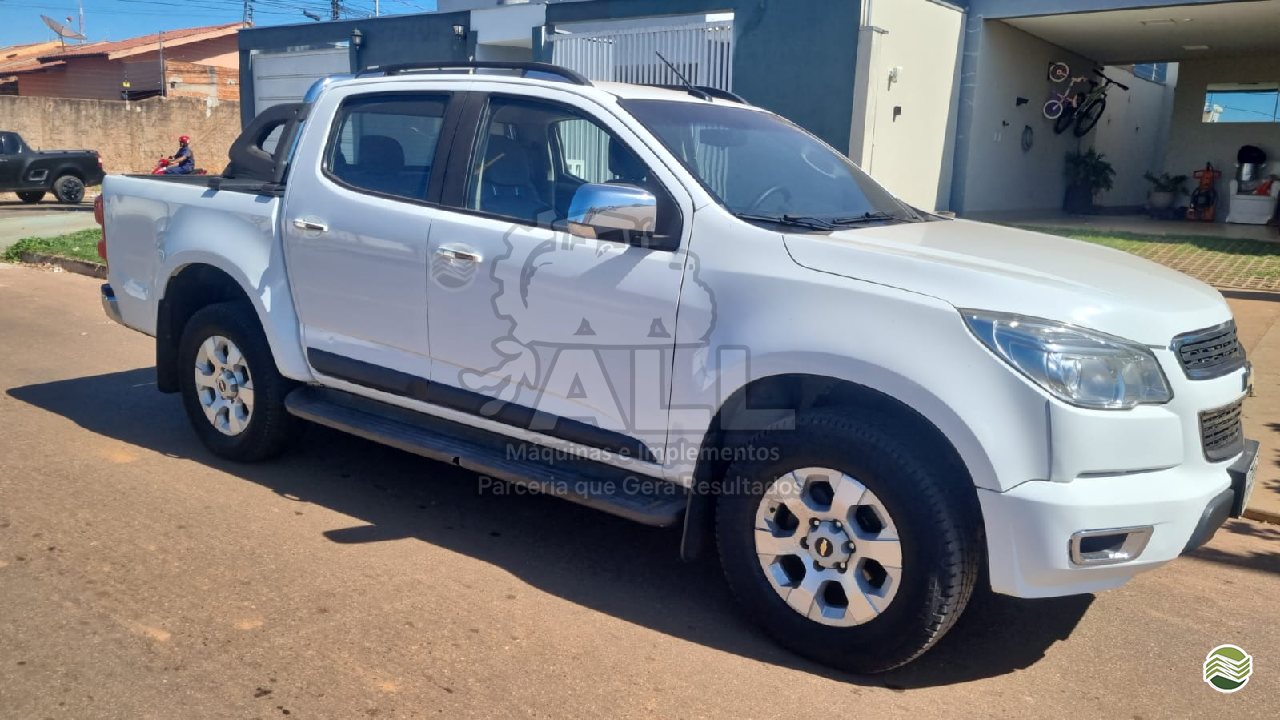 CARRO GM - Chevrolet S10 2.5 CD LTZ ALL Máquinas e Implementos RONDONOPOLIS MATO GROSSO MT